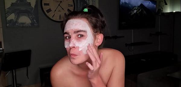  Getting a eye and face cum and piss treatment by cock while wearing a moisturizing skin face mask | spa day